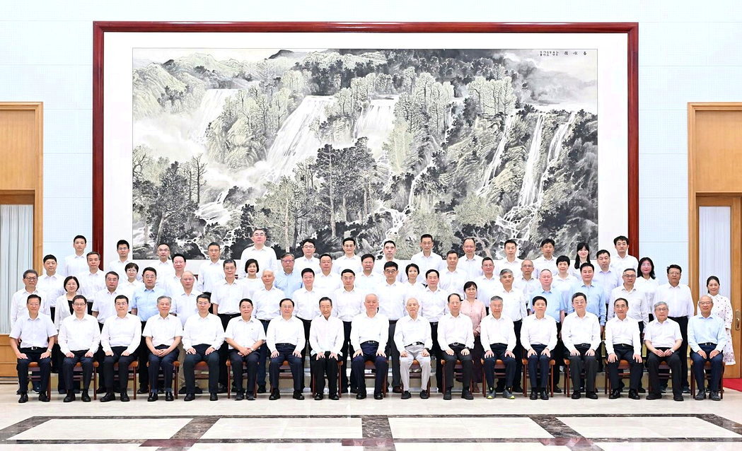 清华袁洋，姚班“班主任”，今年北戴河暑休最年轻专家